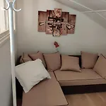 Rab-centar 4*