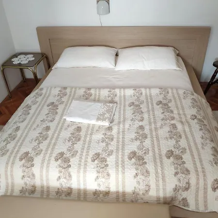Rab-centar 4*