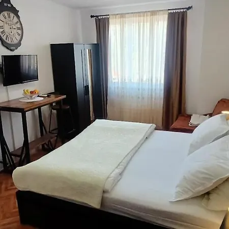 Rab-centar 4*