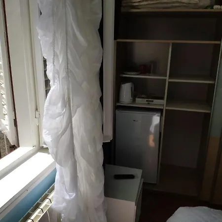 Rab-centar Guest house *