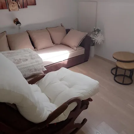 Rab-centar 4* راب